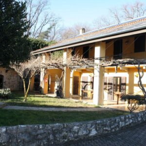 Vendesi splendida tenuta vicinanze Varese