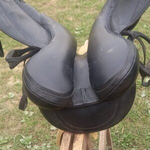 Sella da Dressage